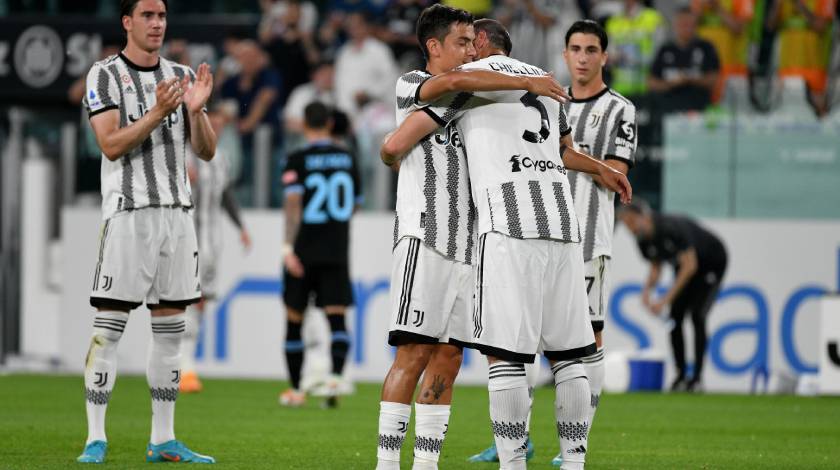 Juventus despidió a Giorgio Chiellini y Paulo Dybala con un empate 2-2 ante Lazio