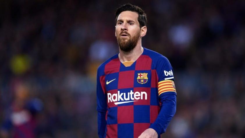 CONFIRMADO: Lionel Messi anuncia que se quedará en el Barcelona Lionel Messi confirma en una entrevista su continuidad en el Barcelona