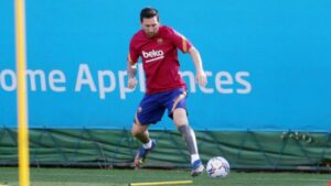 Está de regreso: Lionel Messi ya entrena con el Barcelona (VIDEO)