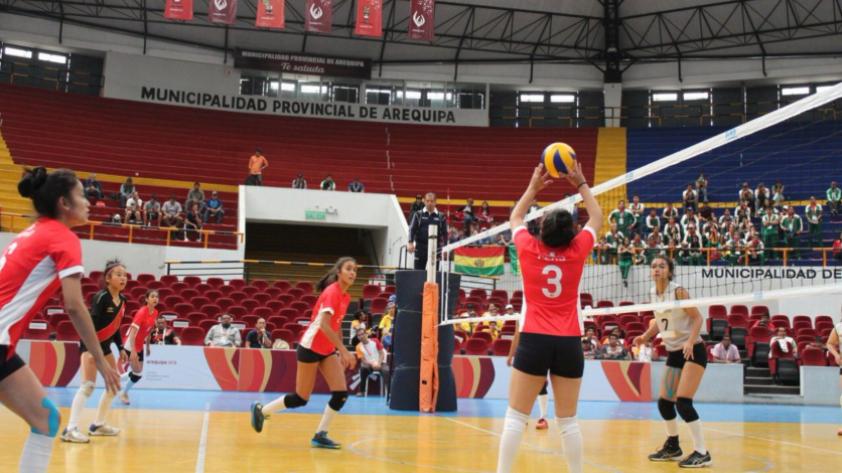 Perú consiguió medalla de oro en voleibol femenino de los XXIV Juegos Sudamericanos Escolares Arequipa 2018 (FOTOS)