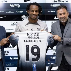 André Carrillo llega al fútbol brasileño con la intención de dejar huella en el Corinthians, y así lo hizo saber en su presentación oficial.