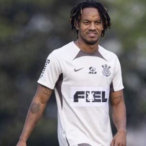 Ramos Díaz, técnico de Corinthians, habló en conferencia de prensa sobre el debut de André Carrillo en la derrota frente a Botafogo por el Brasileirao.