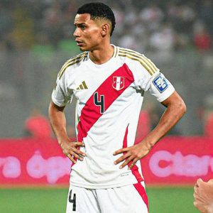 El seleccionador nacional fue muy directo al criticar cómo se está desarrollando la formación de futbolistas en el fútbol peruano.