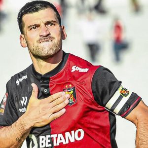 El capitán de FBC Melgar fue operado en su país natal por una lesión ligamentaria que ocurrió en la jornada 12 del Torneo Clausura.