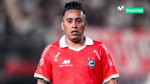Christian Cueva brindó una entrevista en el programa "Andrea" donde habló sobre los difíciles momentos personales que ha vivido.