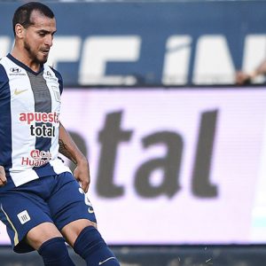 Miguel Trauco, uno de los fichajes más resonantes del fútbol peruano en 2025, debutó con la camiseta de Alianza Lima en la Tarde Blanquiazul.