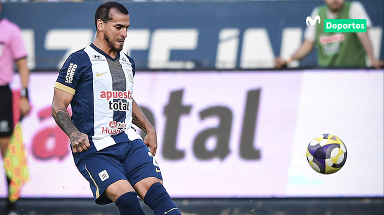 Miguel Trauco, uno de los fichajes más resonantes del fútbol peruano en 2025, debutó con la camiseta de Alianza Lima en la Tarde Blanquiazul.