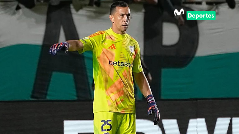 El arquero de 36 años, se mostró incómodo con los festejos de los hinchas ‘blanquiazules’ tras el triunfo en la ida de la fase 2 de la Copa Libertadores.