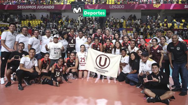 En un partido emocionante Universitario de Deportes logró una remontada histórica para vencer 3-2 a Alianza Lima en el clásico del vóley peruano.