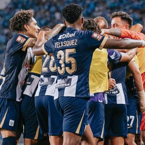 Alianza Lima consiguió una importante victoria al derrotar 2-1 a Sporting Cristal en el Estadio Nacional.